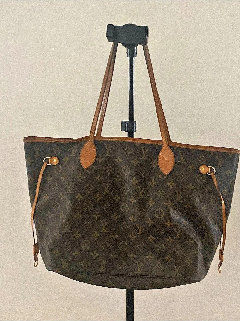 Louis Vuitton Neverfull GM Monogram Tote, Brown